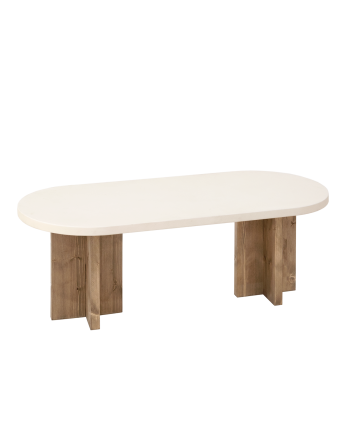 Table basse en microciment de couleur blanc cassé avec des pieds en bois de chêne foncé de 120x40 cm