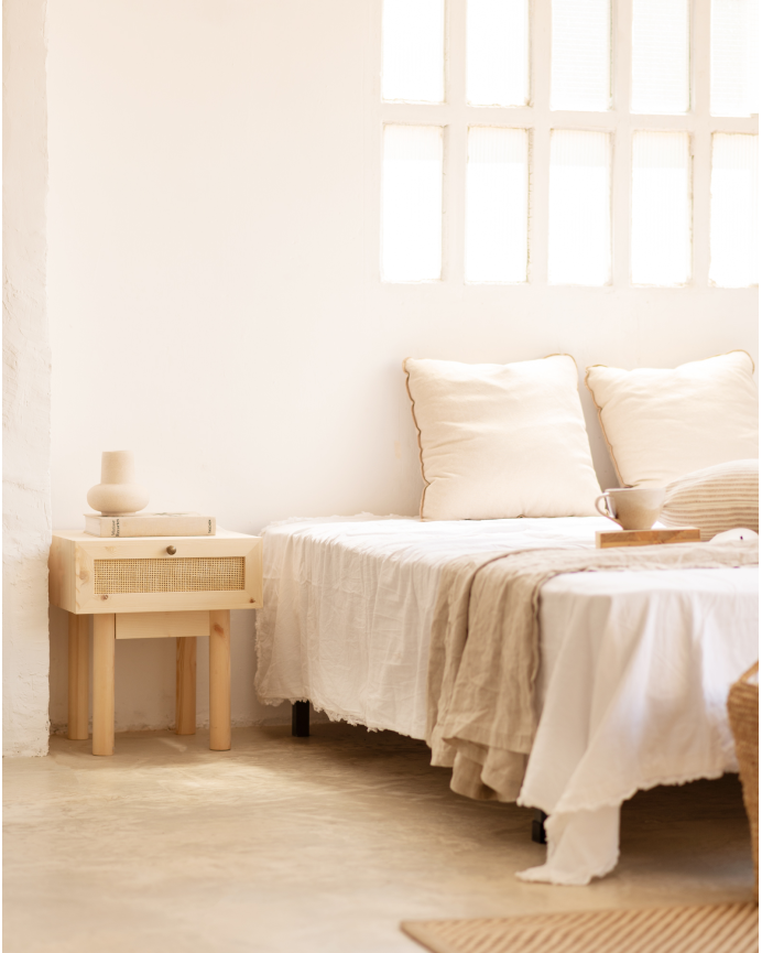 Pack de 2 tables de chevet en bois massif et rotin avec un tiroir ton naturel de 40x45cm