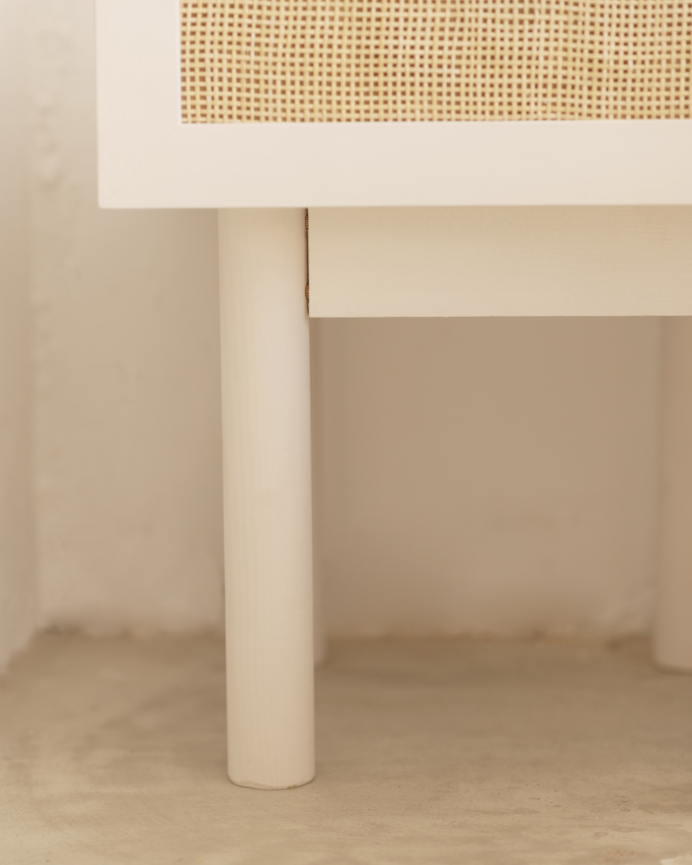 Pack de 2 tables de chevet en bois massif et rotin avec un tiroir ton blanc de 40x45cm