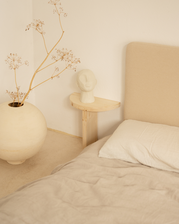 Pack de 2 tables de chevet flottantes en bois massif ton naturel de 27x40cm