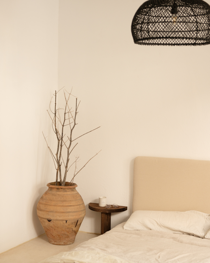 Pack de 2 tables de chevet flottantes en bois massif ton noyer de 27x40cm