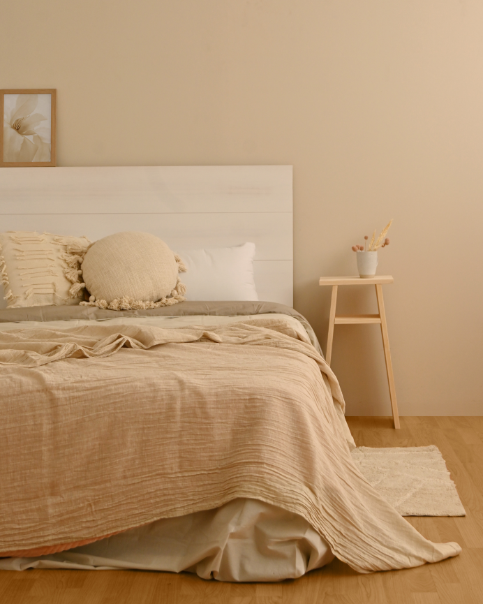 Pack de 2 tables fabriquées en bois massif ton naturel 60x20cm
