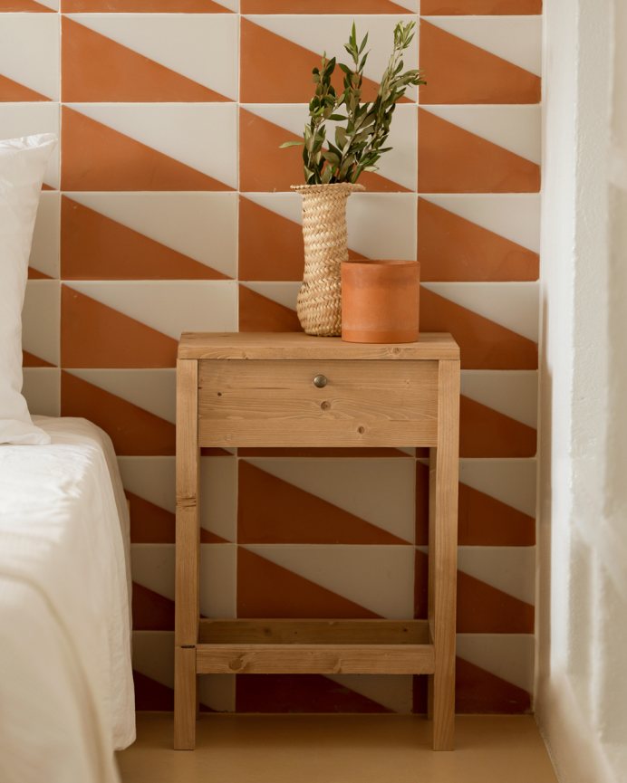 Pack de 2 tables de chevet en bois massif avec un tiroir ton chêne moyen de 62x43cm