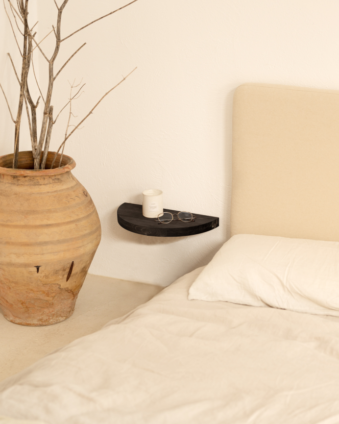 Pack de 2 tables de chevet flottantes en bois massif ton noir de 3x40cm