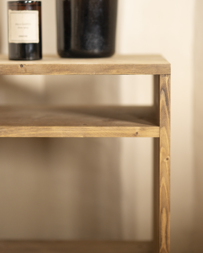 Pack de 2 tables de chevet en bois massif ton chêne foncé de 51x32cm
