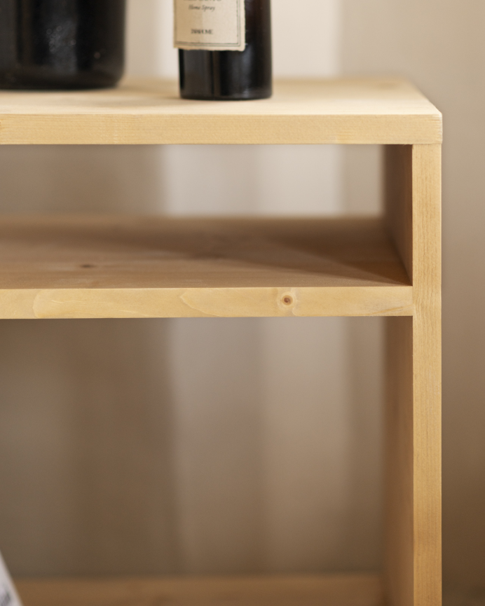 Pack de 2 tables de chevet en bois massif ton chêne moyen de 51x32cm