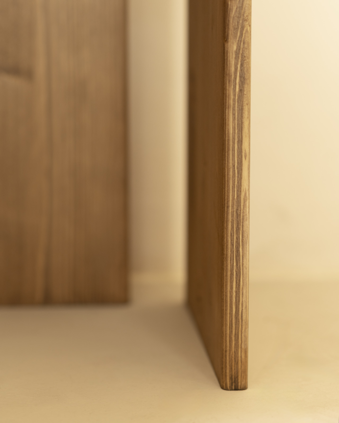 Pack de 2 tables de chevet en bois massif ton chêne foncé de 50x42cm