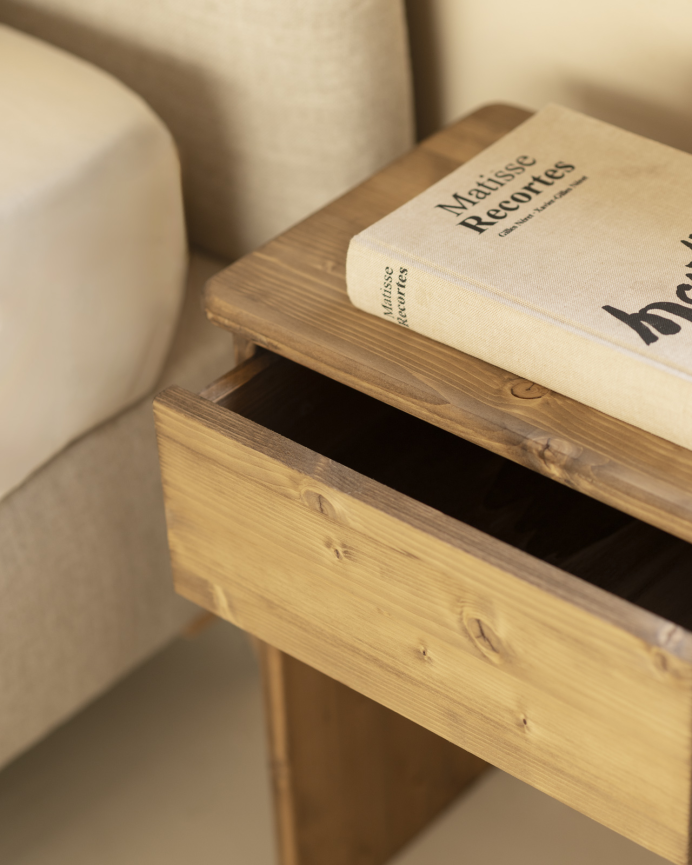 Pack de 2 tables de chevet en bois massif ton chêne foncé de 50x42cm