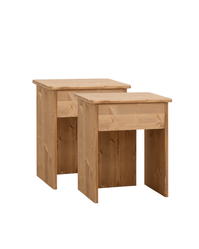 Pack de 2 tables de chevet en bois massif ton chêne moyen de 50x42cm