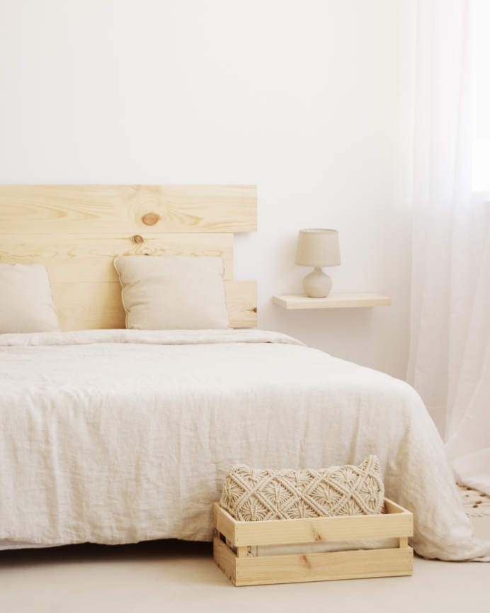 Pack de 2 tables de chevet en bois massif flottantes ton naturel de 45cm