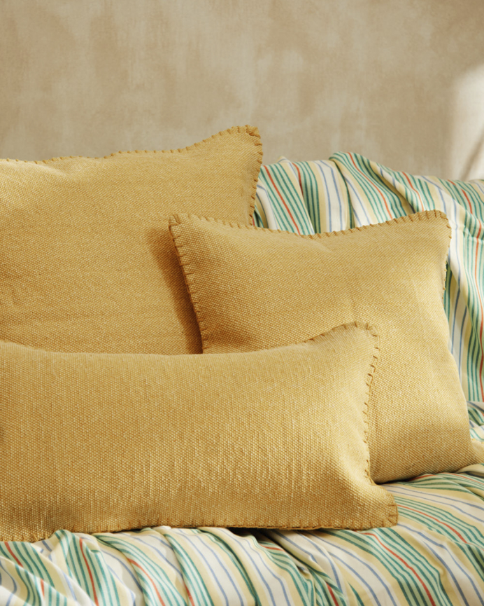 Housse de coussin en coton dhurrie couleur jaune 30x60 cm