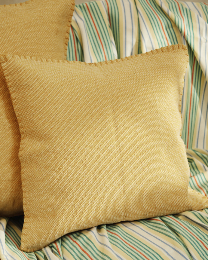 Housse de coussin en coton dhurrie couleur jaune disponible en plusieurs tailles