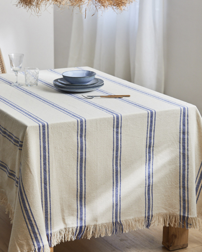 Nappe en coton bleu et écru disponible en plusieurs tailles