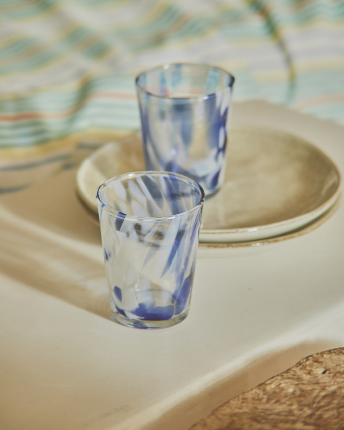 Verre en verre transparent à éclats bleus 8x9 cm
