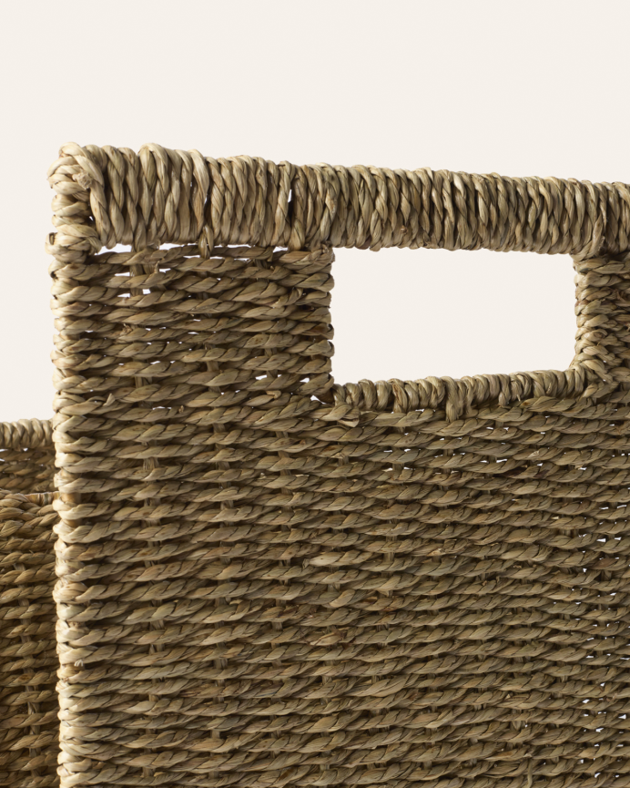 Panier range-revues en jonc de mer disponible en plusieurs tailles