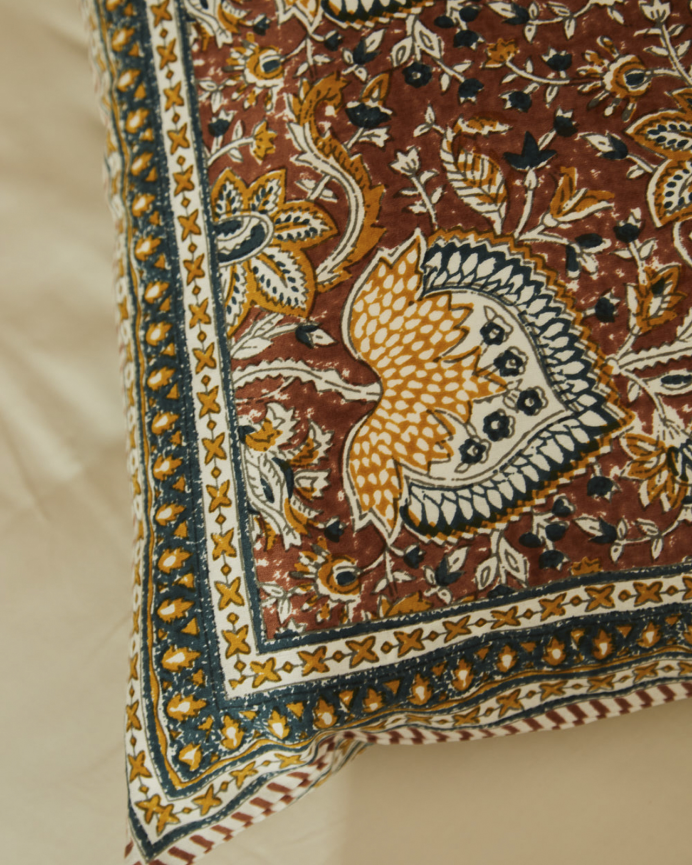 Housse de coussin imprimée en coton disponible en plusieurs tailles