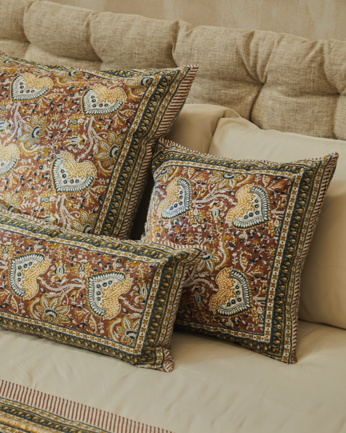 Housse de coussin imprimée en coton disponible en plusieurs tailles