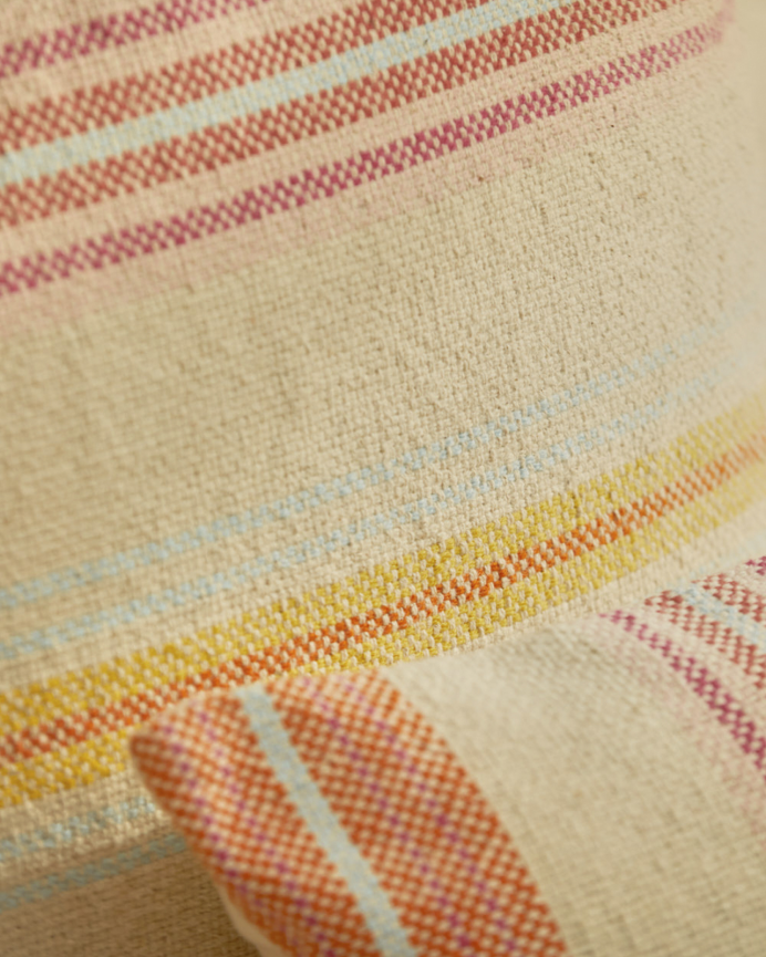 Housse de coussin multicolore en coton disponible en plusieurs tailles