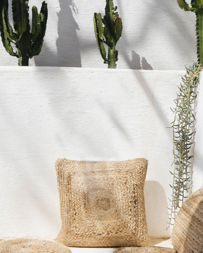 Housse de coussin en jute et coton disponible en plusieurs tailles