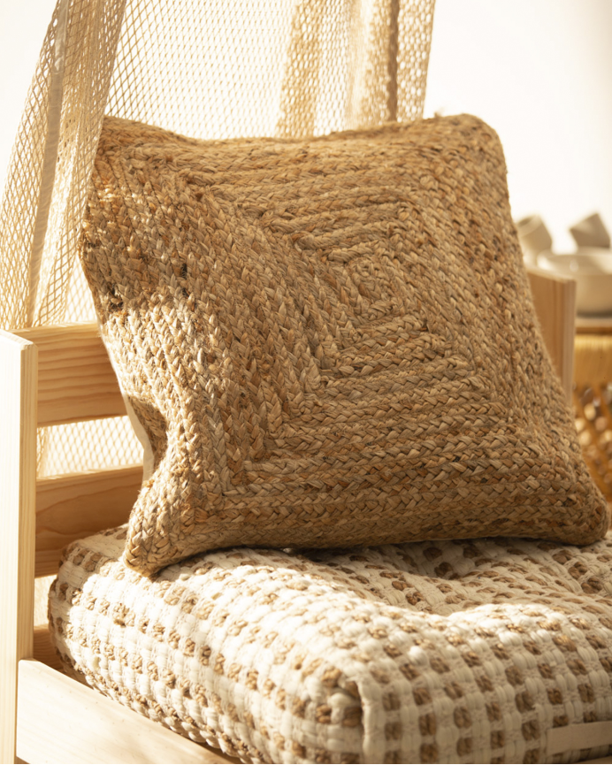 Housse de coussin en jute et coton disponible en plusieurs tailles