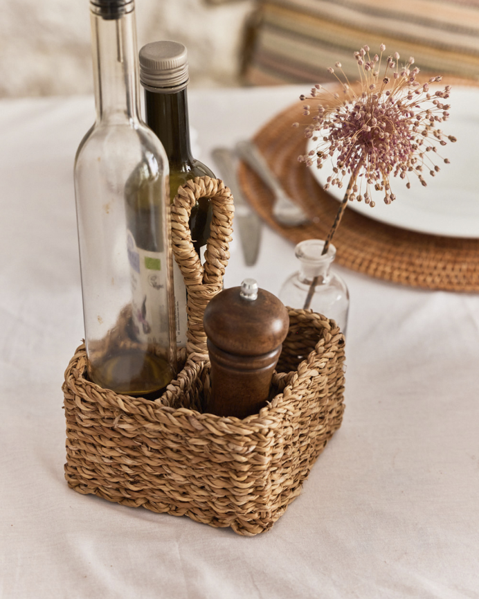 Panier pour vinaigrettes en jonc de mer 16x16x9 cm
