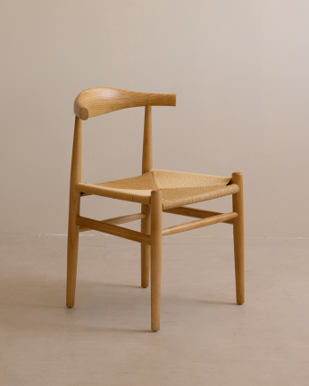 Chaise en bois d'orme et assise en corde tressée de ton naturel de 78xS1cm