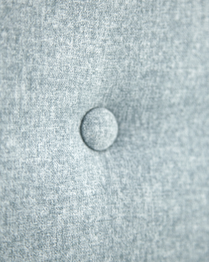Tête de lit rembourrée en polyester avec boutons bleu en différentes tailles