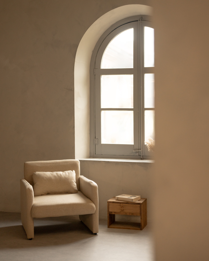 Fauteuil revêtu en tissu beige 75x79cm