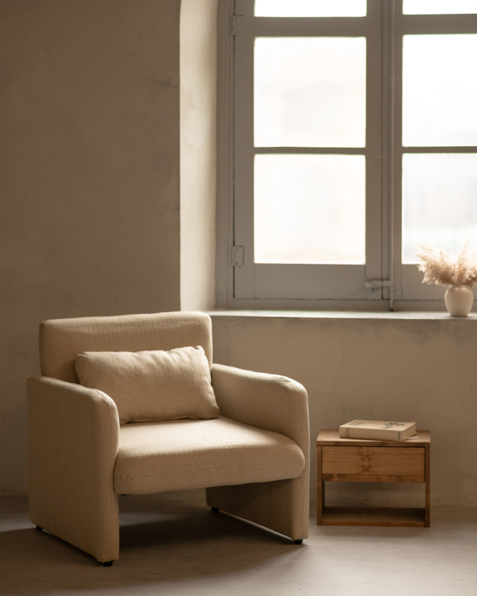 Fauteuil revêtu en tissu beige 75x79cm
