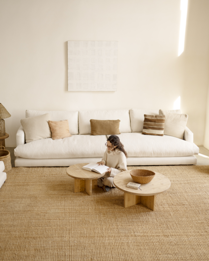 Canapé droit ton blanc cassé de 325x105cm