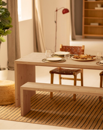 Set tavolo da pranzo e 4 sgabelli in legno massello in tonalità rovere medio da 120cm