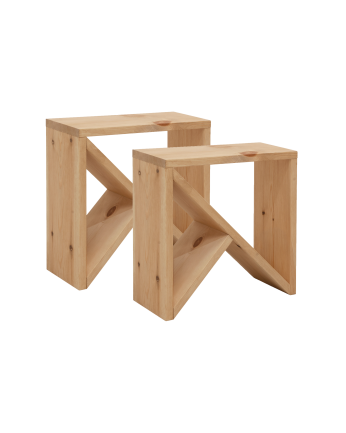 Pacchetto di 2 tavolini in legno massello in tonalità di rovere medio di varie misure