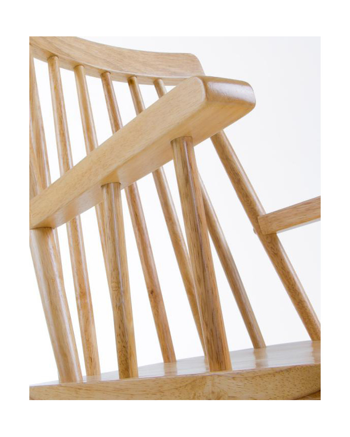 Sedie in legno massello di gomma verniciato di colore naturale con braccioli di 87x51cm