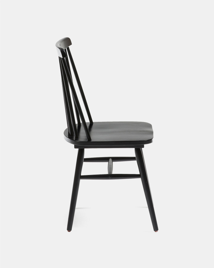 Sedie realizzate in legno massello di caucciù verniciato in nero di 89x43cm