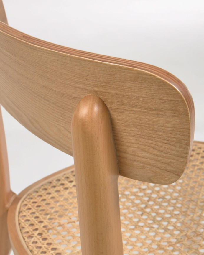 Sedie in legno di faggio con seduta in impiallacciatura di frassino e rattan in stile cannage di colore naturale 75x44cm