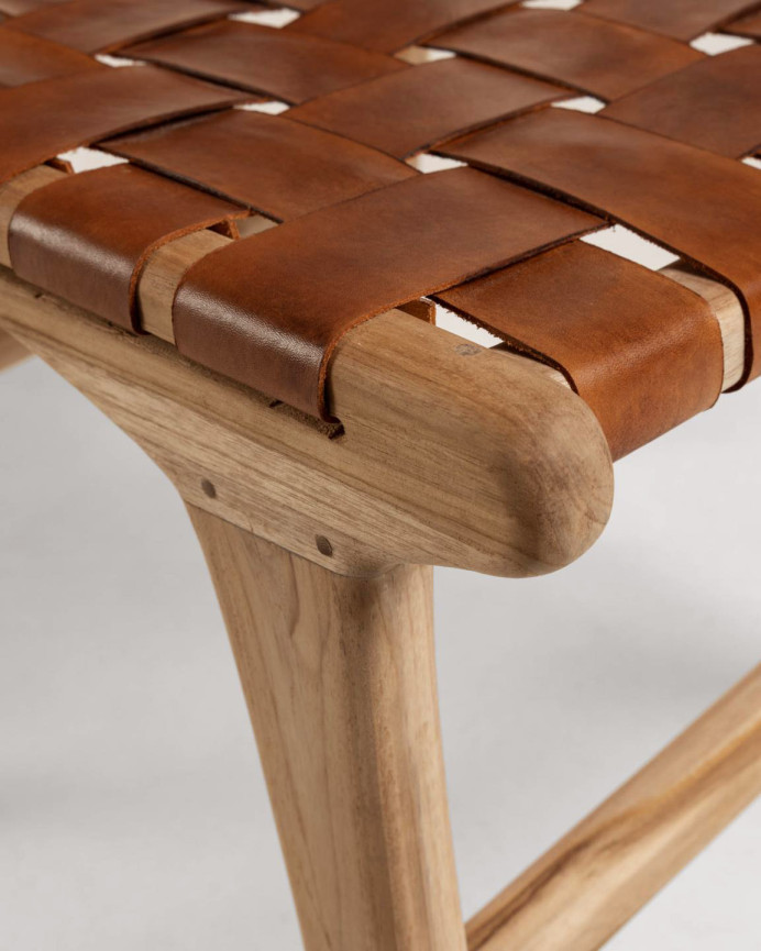 Sedie realizzate in pelle e legno di teak 80x46cm