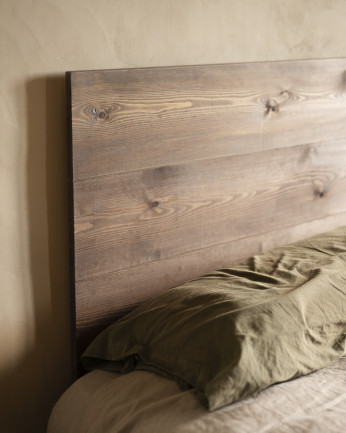 Testata del letto in legno massello in tonalità noce di varie misure
