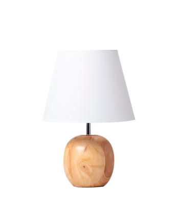 Lampada da tavolo realizzata con base in legno e paralume in tessuto di colore bianco.