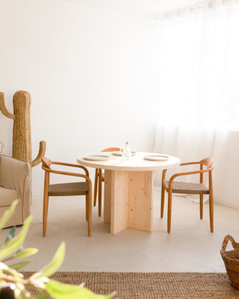 Tavolo da pranzo rotondo in legno massello in tono naturale di Ø110