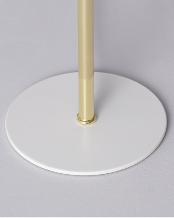 Lampada da tavolo realizzata in alluminio bianco e dorato.