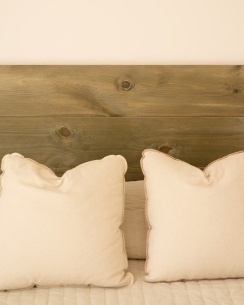 Testata di letto in legno massello in tono verde di varie misure