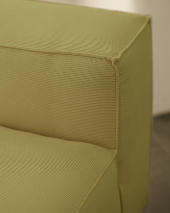 Poltrona di velluto a coste color lime 130x110cm