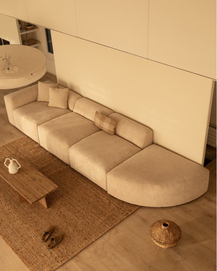 Divano a 4 moduli con curva bouclé color beige 410x110cm