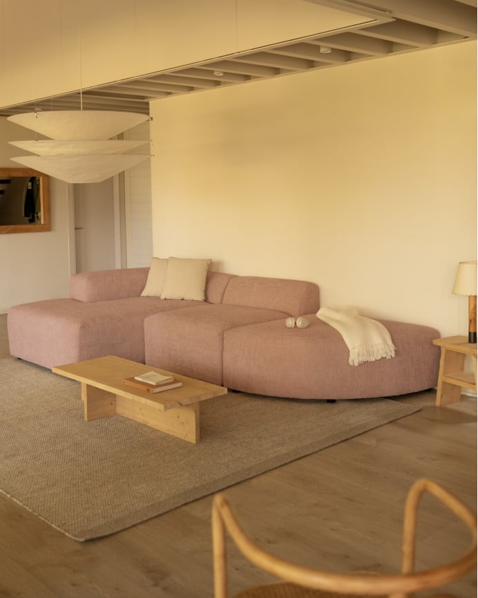 Divano curvo a 3 moduli con chaise longue in bouclé rosa 320x172cm