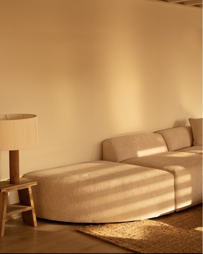 Divano a 3 moduli con curva di bouclé colore beige 320x110cm