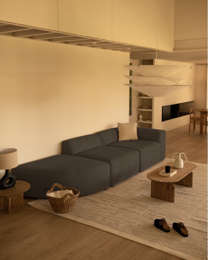 Divano a 3 moduli con curva in bouclé colore grigio scuro 320x110cm