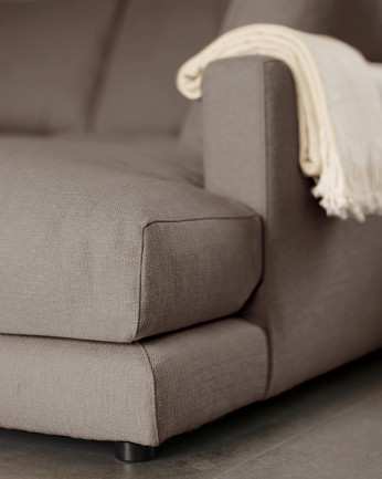 Divano con chaise longue in tonalità grigio scuro di diverse misure