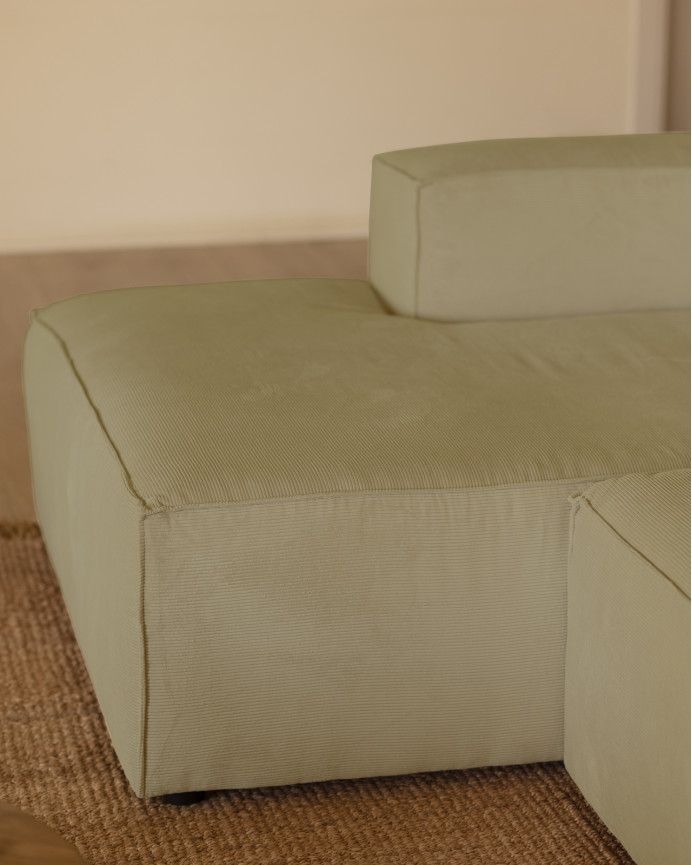 Divano con chaise longue in velluto a coste colore lime in varie misure