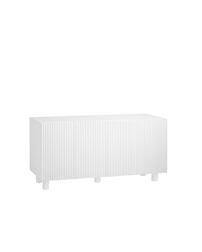 Credenza in legno di abete e pino in tonalità bianco 152x42cm