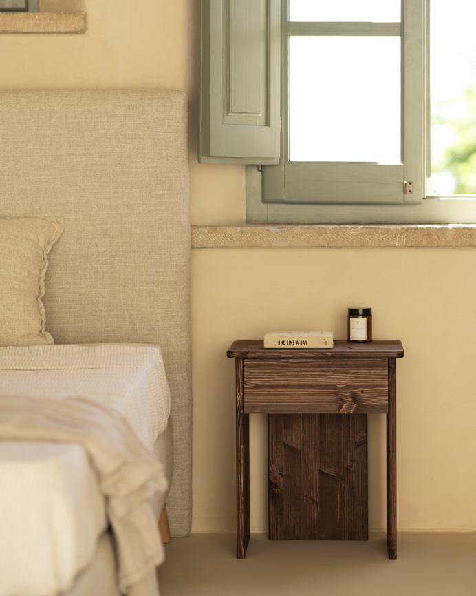 Pack de 2 comodini in legno massello tono noce da 50x42cm